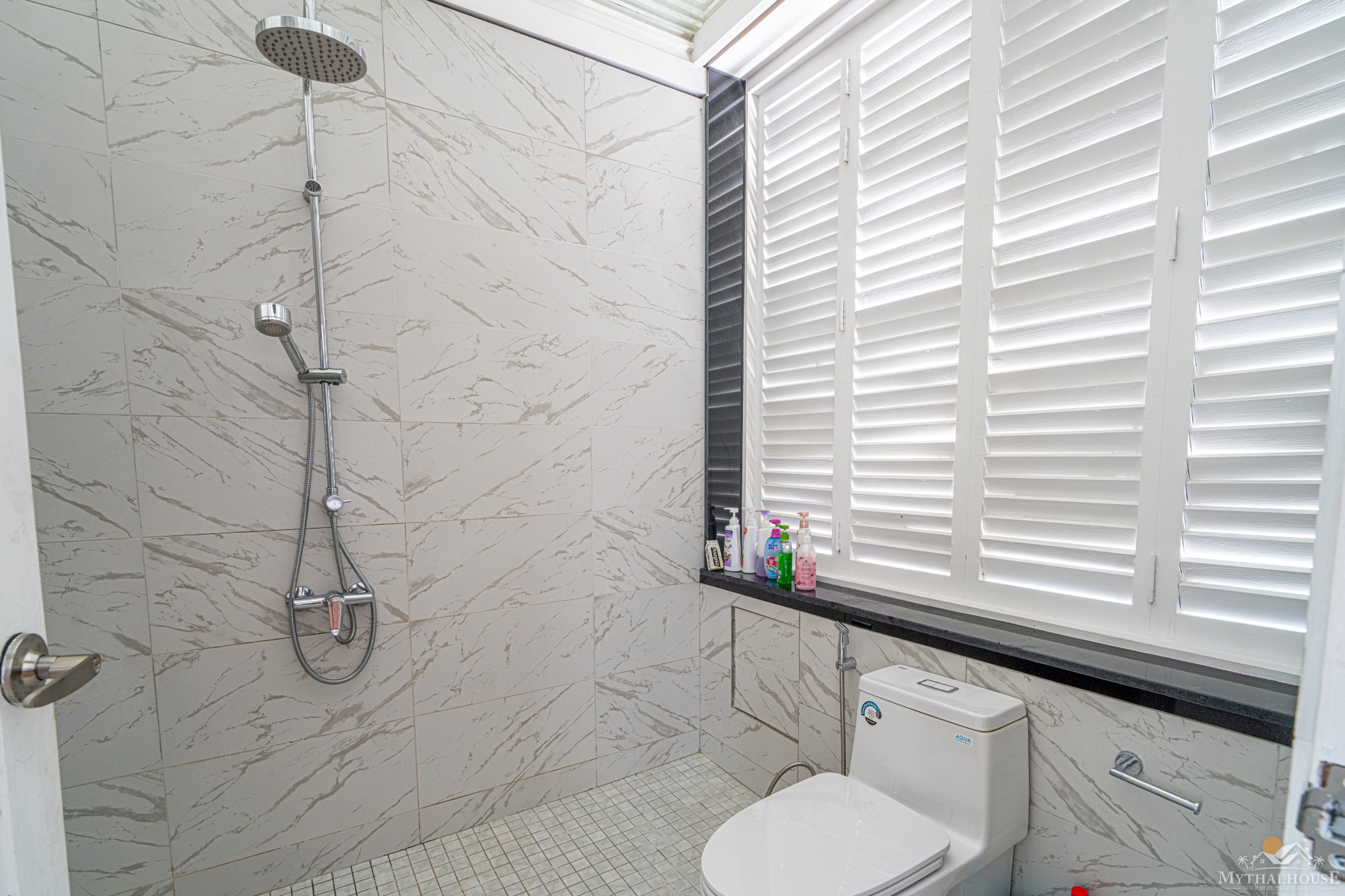 6 bedroom italian villa for sale in koh samui (16)