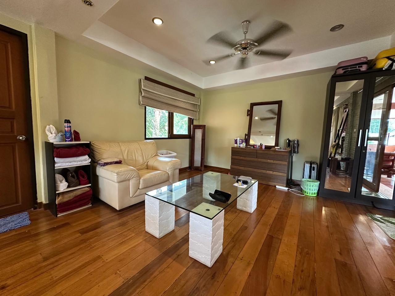 WhatsApp Image 2025-06-12 at 15.23.38 (1)