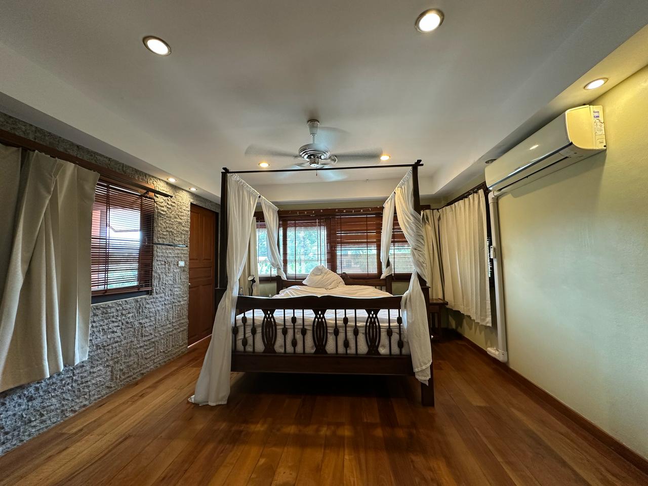 WhatsApp Image 2025-06-12 at 15.23.38 (3)