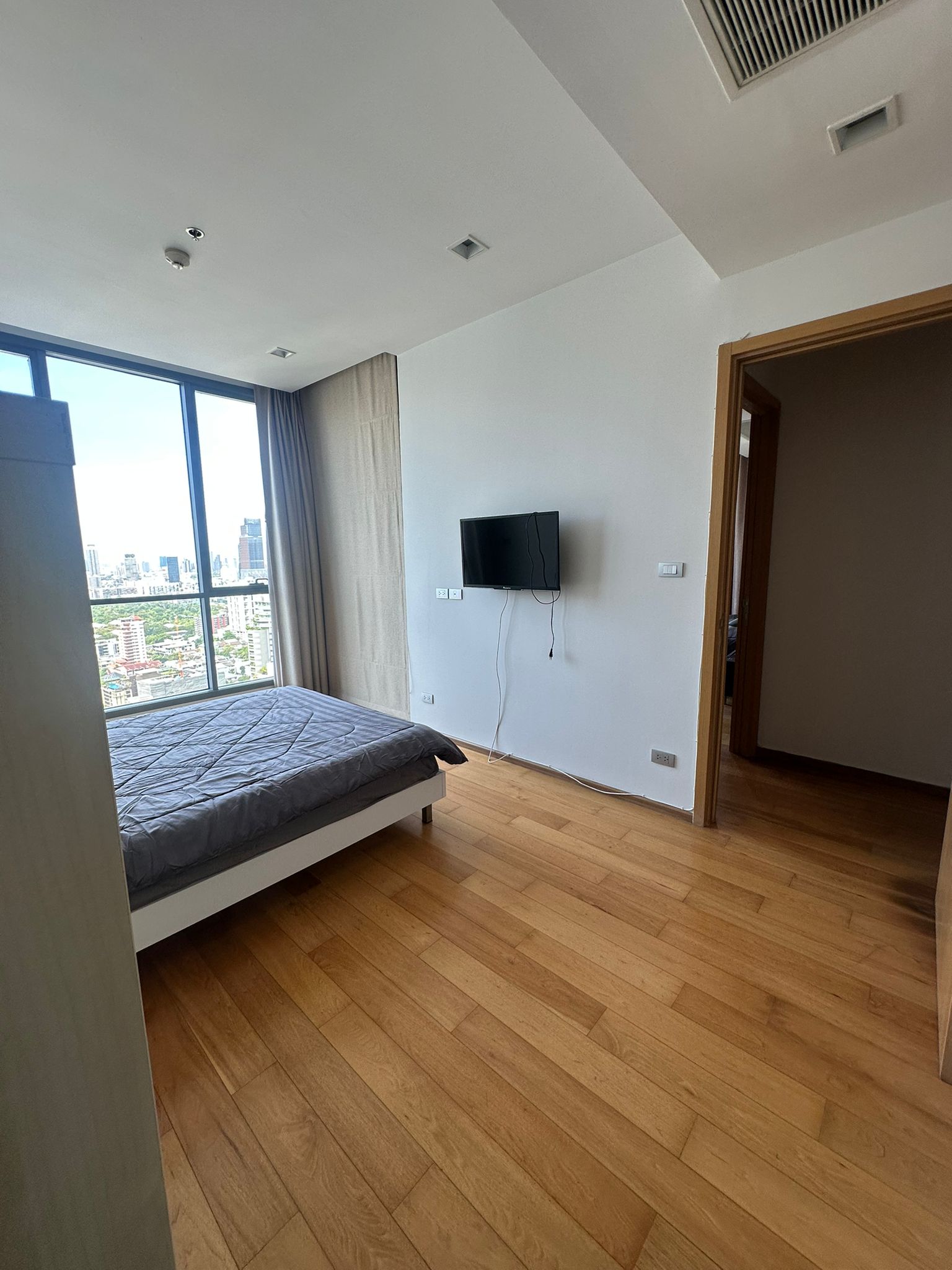 Hyde Sukhumvit 13 | Luxury 3-Bedroom High-Floor Residence on the 29th Floor