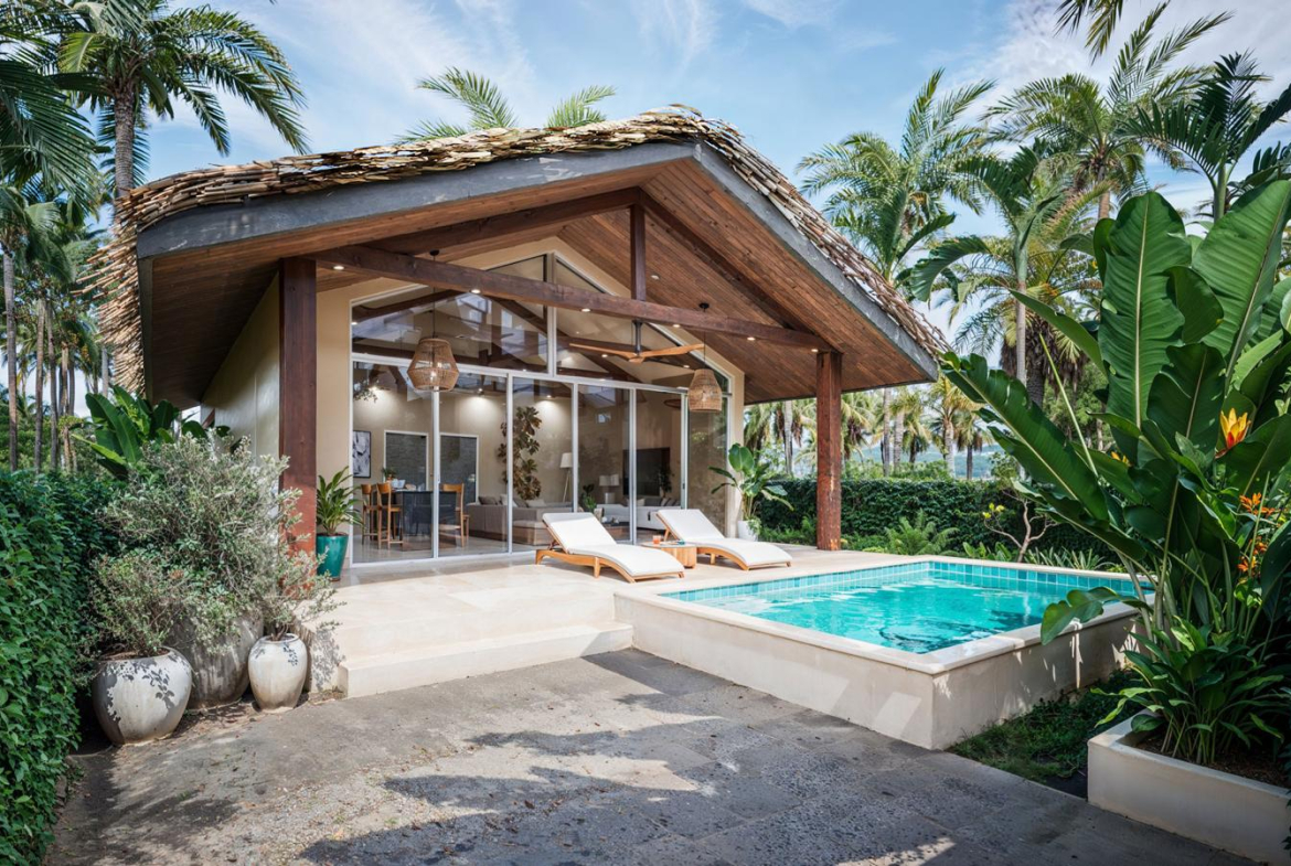 Beautiful 2 Bedroom Pool Villa in Koh Samui