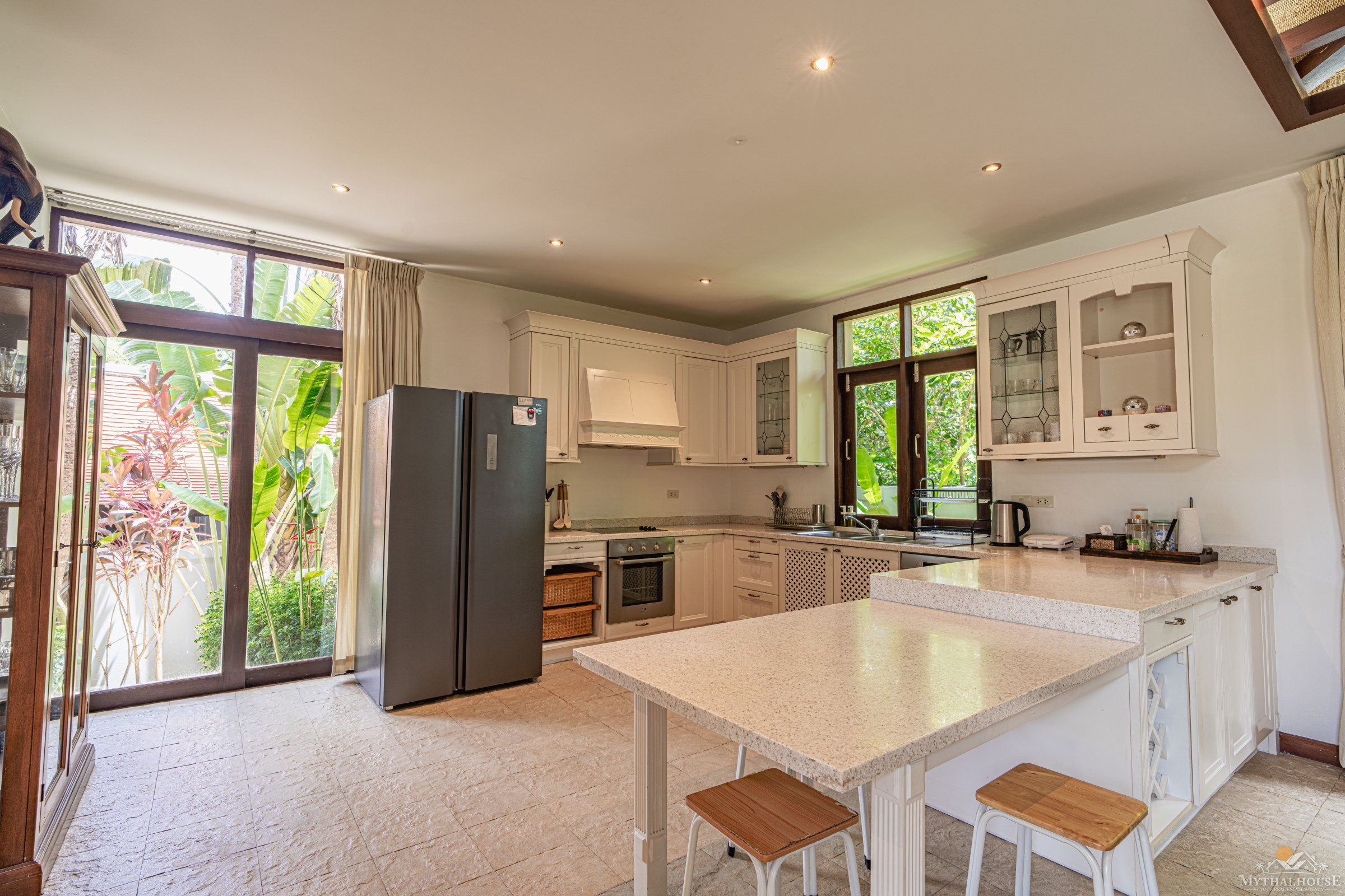 3-Bedroom Pool Villa for Sale in Chaweng Noi, Koh Samui – Tropical Garden, Sea Views & Freehold Option