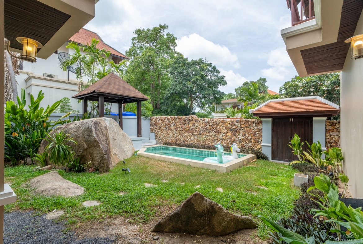 3-Bedroom Pool Villa for Sale in Chaweng Noi, Koh Samui – Tropical Garden, Sea Views & Freehold Option