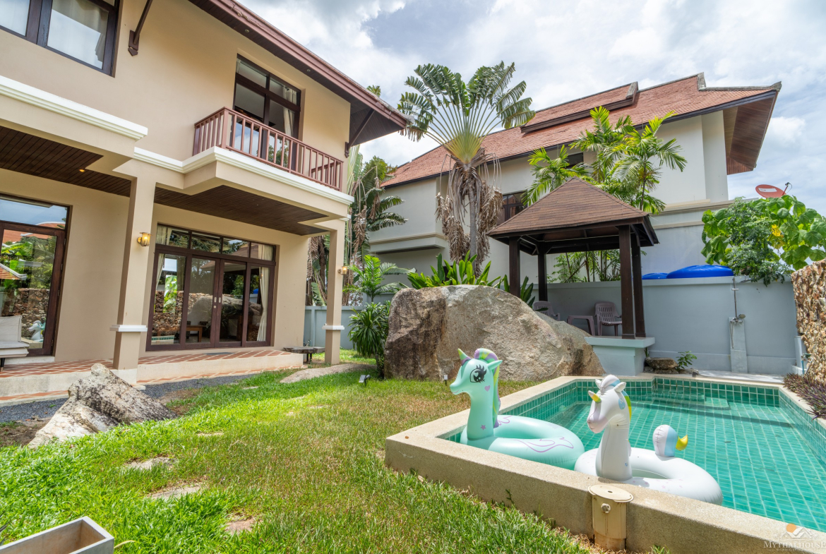 3-Bedroom Pool Villa for Sale in Chaweng Noi, Koh Samui – Tropical Garden, Sea Views & Freehold Option