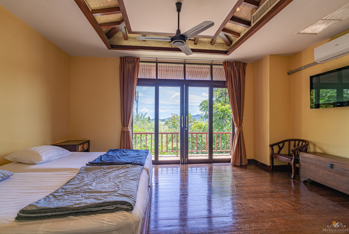 3-Bedroom Pool Villa for Sale in Chaweng Noi, Koh Samui – Tropical Garden, Sea Views & Freehold Option