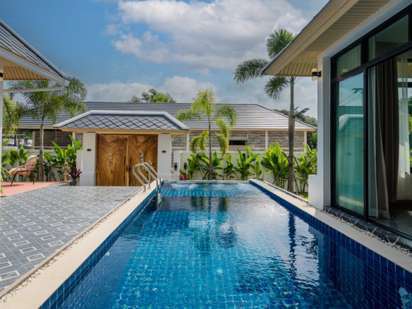 🔥 HOT DEAL – 4-Bedroom Private Pool Villa for Sale in Bophut, Koh Samui