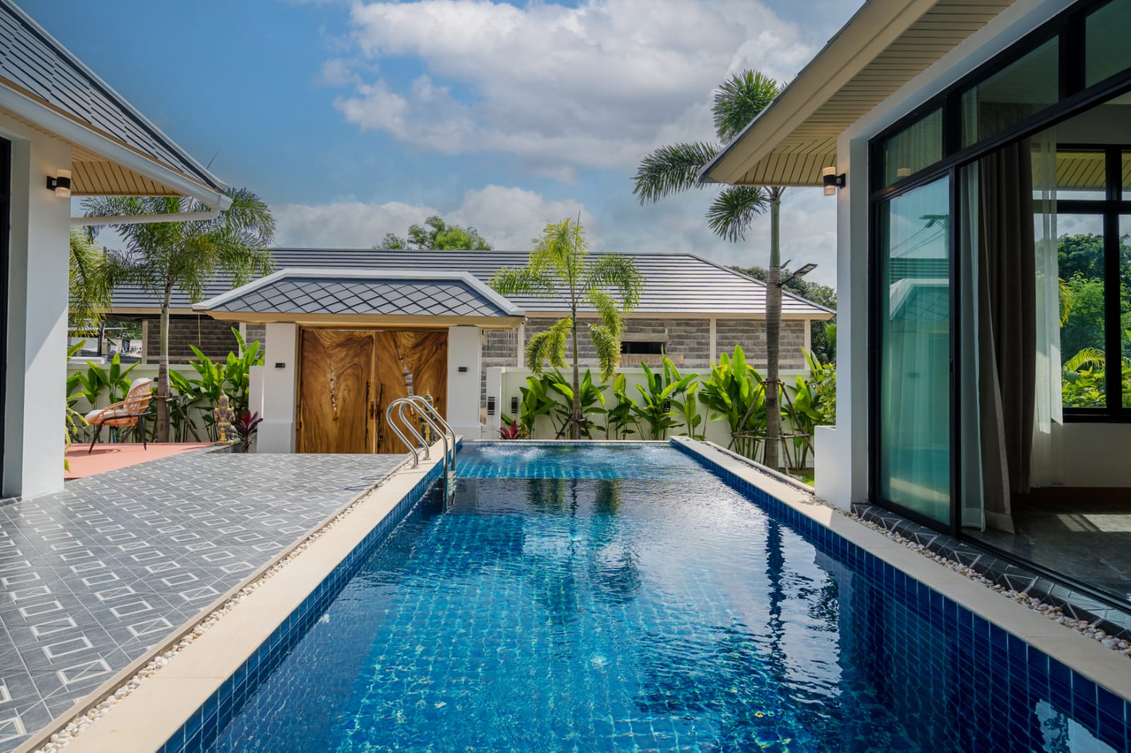 🔥 HOT DEAL – 4-Bedroom Private Pool Villa for Sale in Bophut, Koh Samui