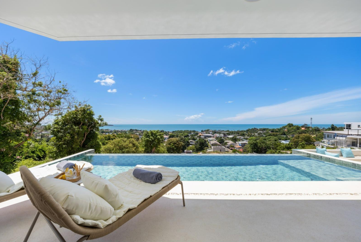 Brand-New 3-Bedroom Smart Pool Villa with Infinity Sea View