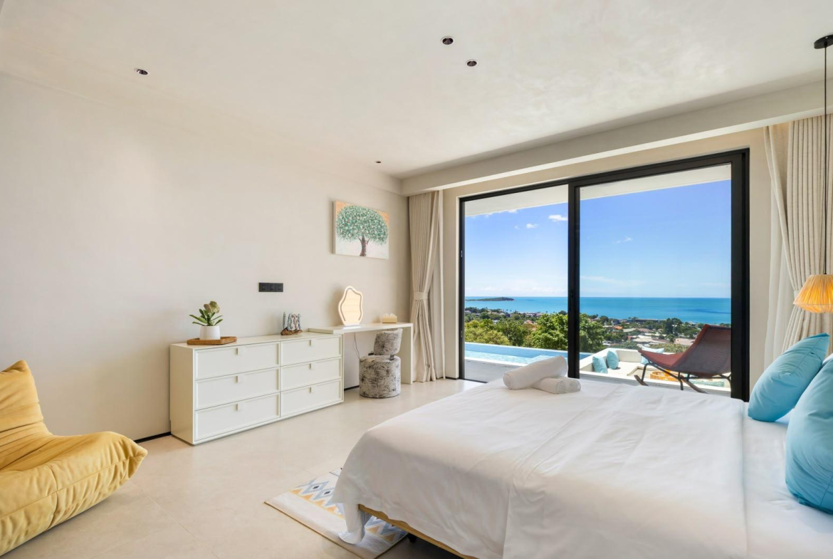 Brand-New 3-Bedroom Smart Pool Villa with Infinity Sea View