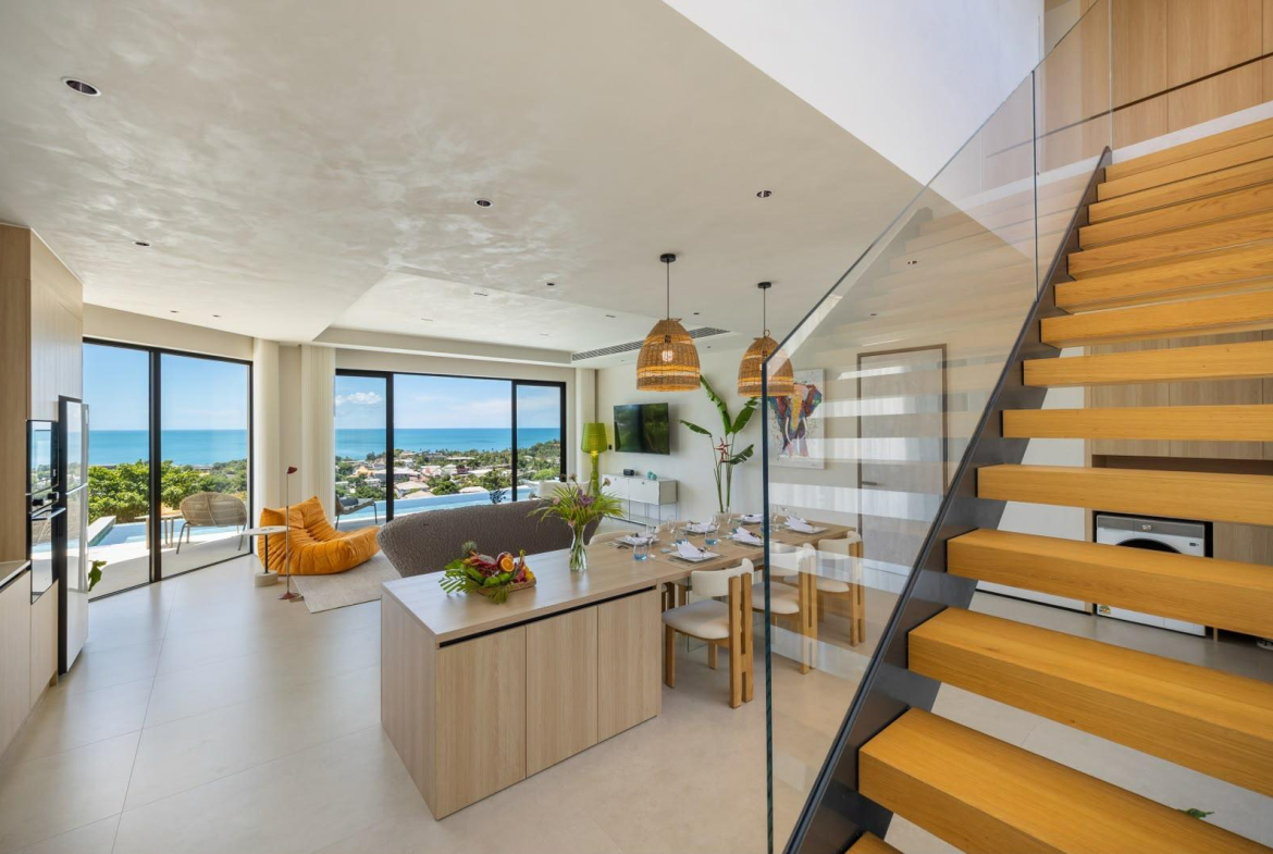 Brand-New 3-Bedroom Smart Pool Villa with Infinity Sea View