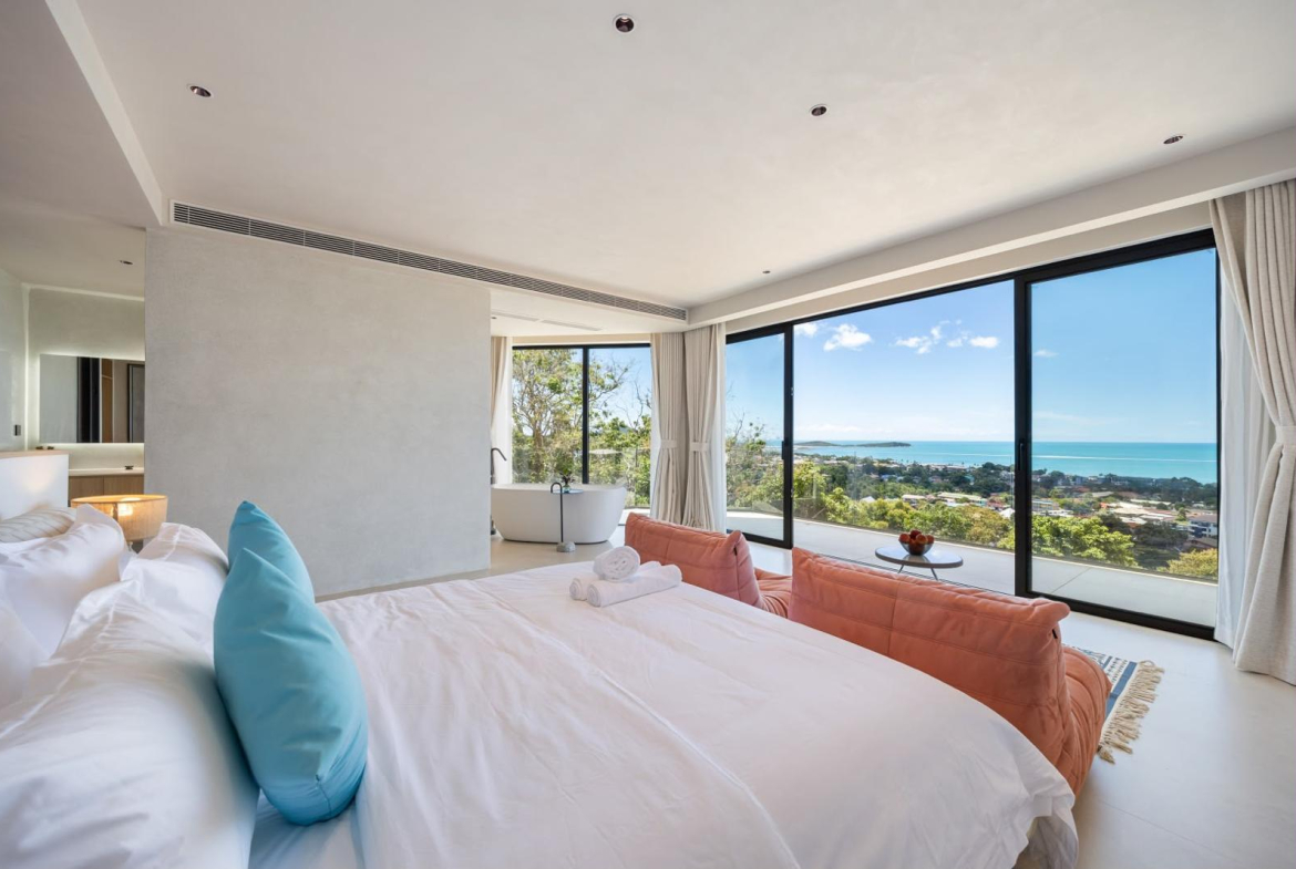 Brand-New 3-Bedroom Smart Pool Villa with Infinity Sea View