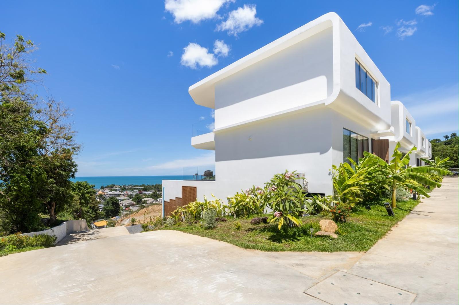 Brand-New 3-Bedroom Smart Pool Villa with Infinity Sea View