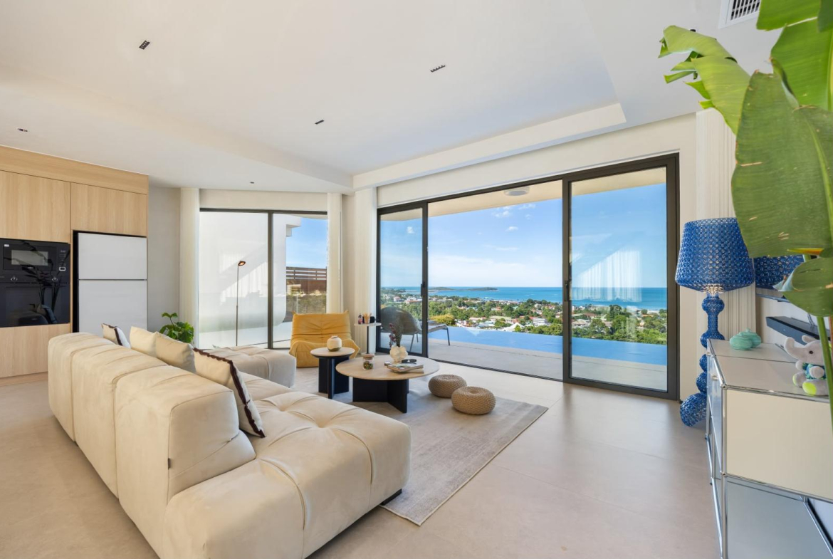 Brand-New 3-Bedroom Smart Pool Villa with Infinity Sea View