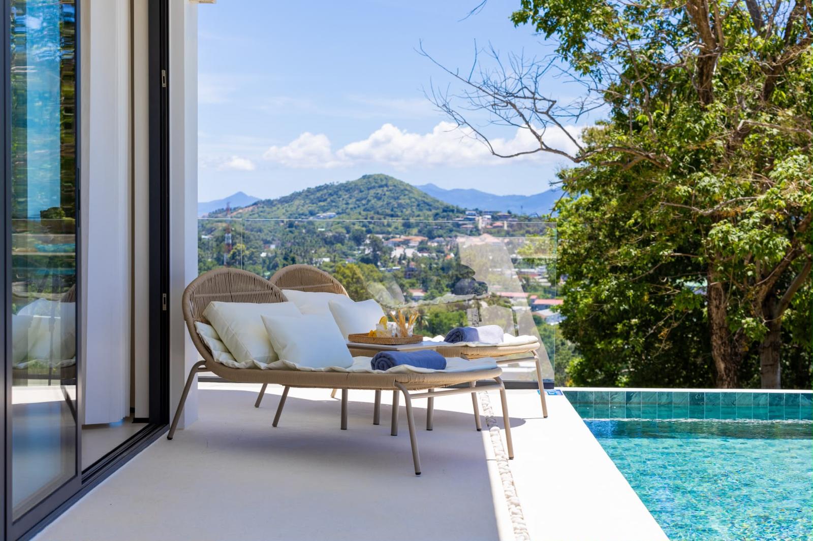 Brand-New 3-Bedroom Smart Pool Villa with Infinity Sea View
