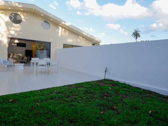 Charming Semi-Detached House for Sale in Maenam, Koh Samui