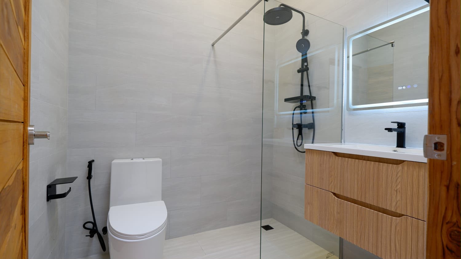 Charming Semi-Detached House for Sale in Maenam, Koh Samui
