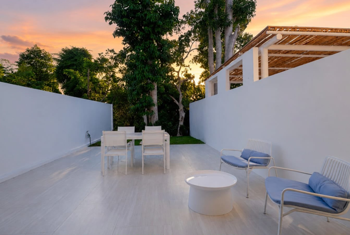 Charming Semi-Detached House for Sale in Maenam, Koh Samui