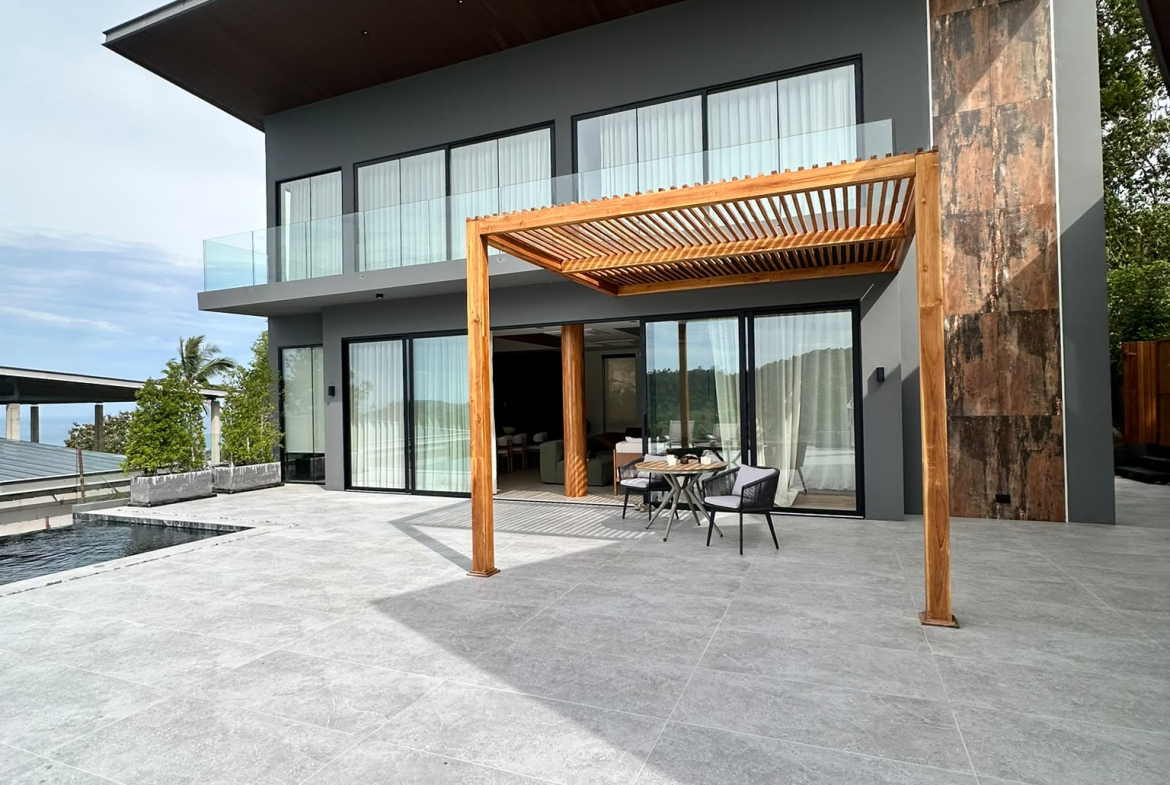 Luxury Designer Villas with Panoramic Island Views