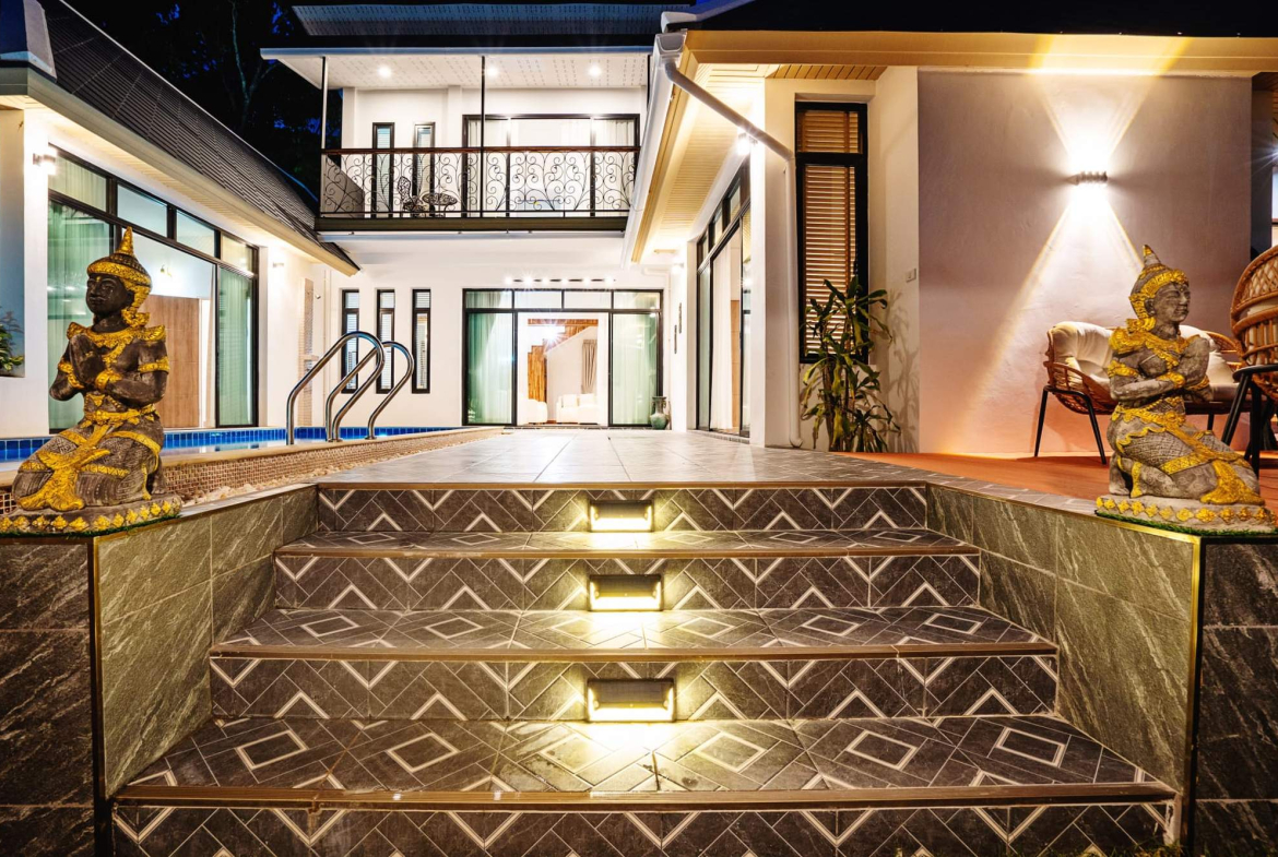 Designer 4-Bedroom Pool Villa for Sale in Bophut, Koh Samui