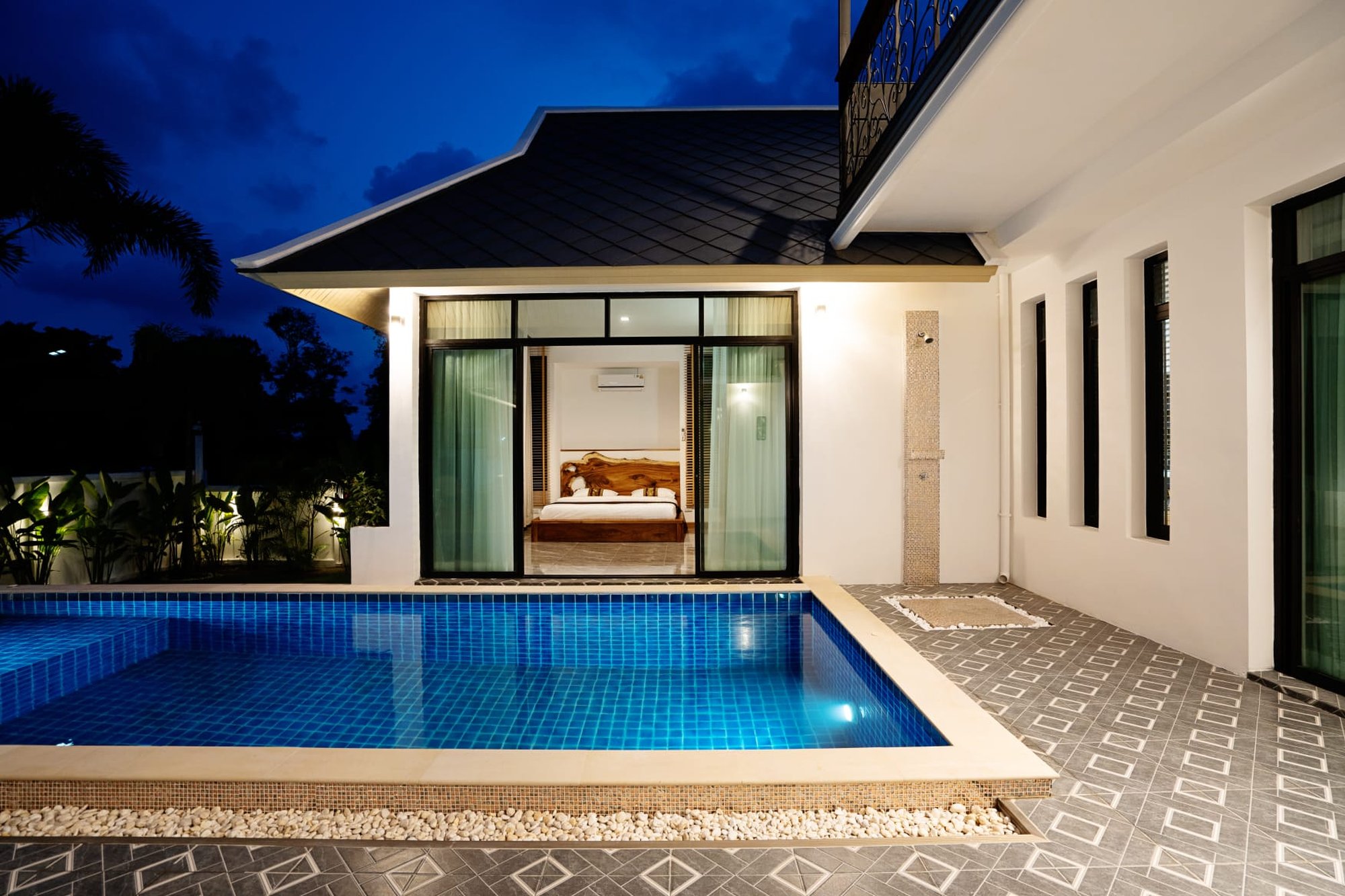 image006 Designer 4-Bedroom Pool Villa for Sale in Bophut, Koh Samui
