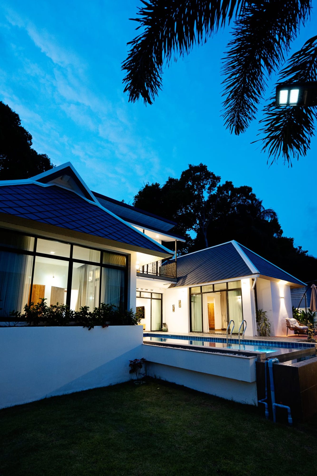 image008 Designer 4-Bedroom Pool Villa for Sale in Bophut, Koh Samui