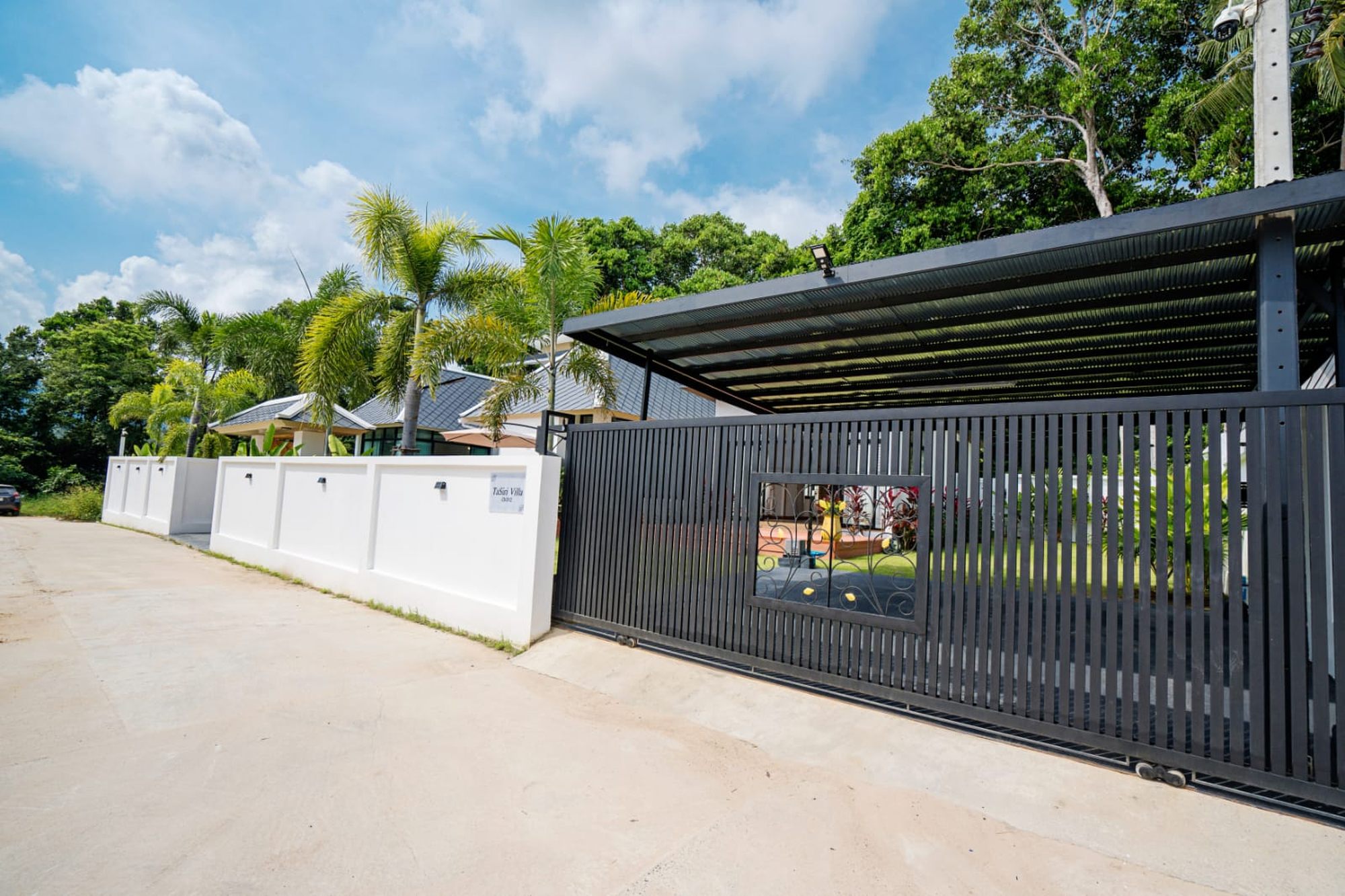 🔥 HOT DEAL – 4-Bedroom Private Pool Villa for Sale in Bophut, Koh Samui