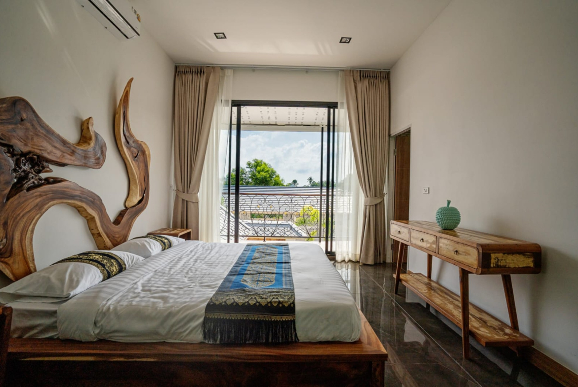 Designer 4-Bedroom Pool Villa for Sale in Bophut, Koh Samui