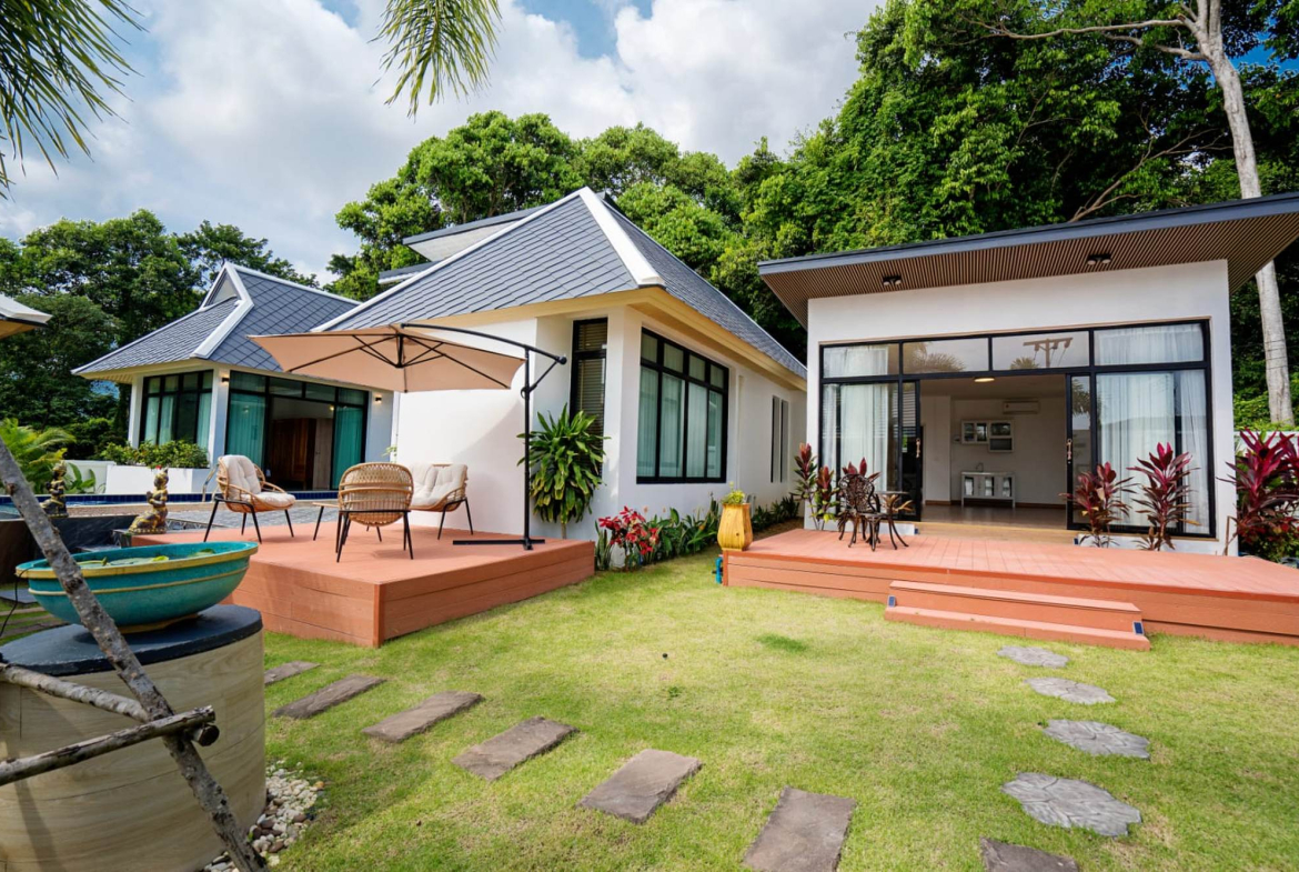 🔥 HOT DEAL – 4-Bedroom Private Pool Villa for Sale in Bophut, Koh Samui