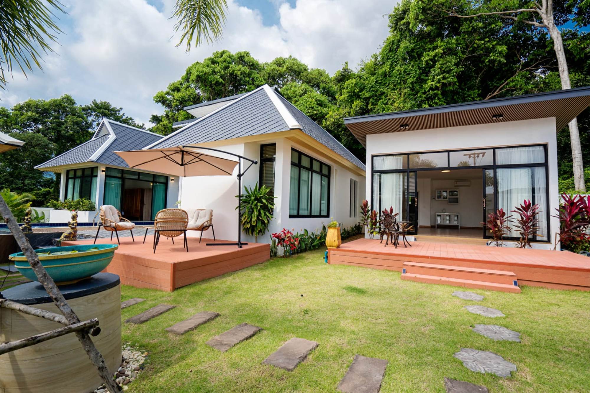 🔥 HOT DEAL – 4-Bedroom Private Pool Villa for Sale in Bophut, Koh Samui