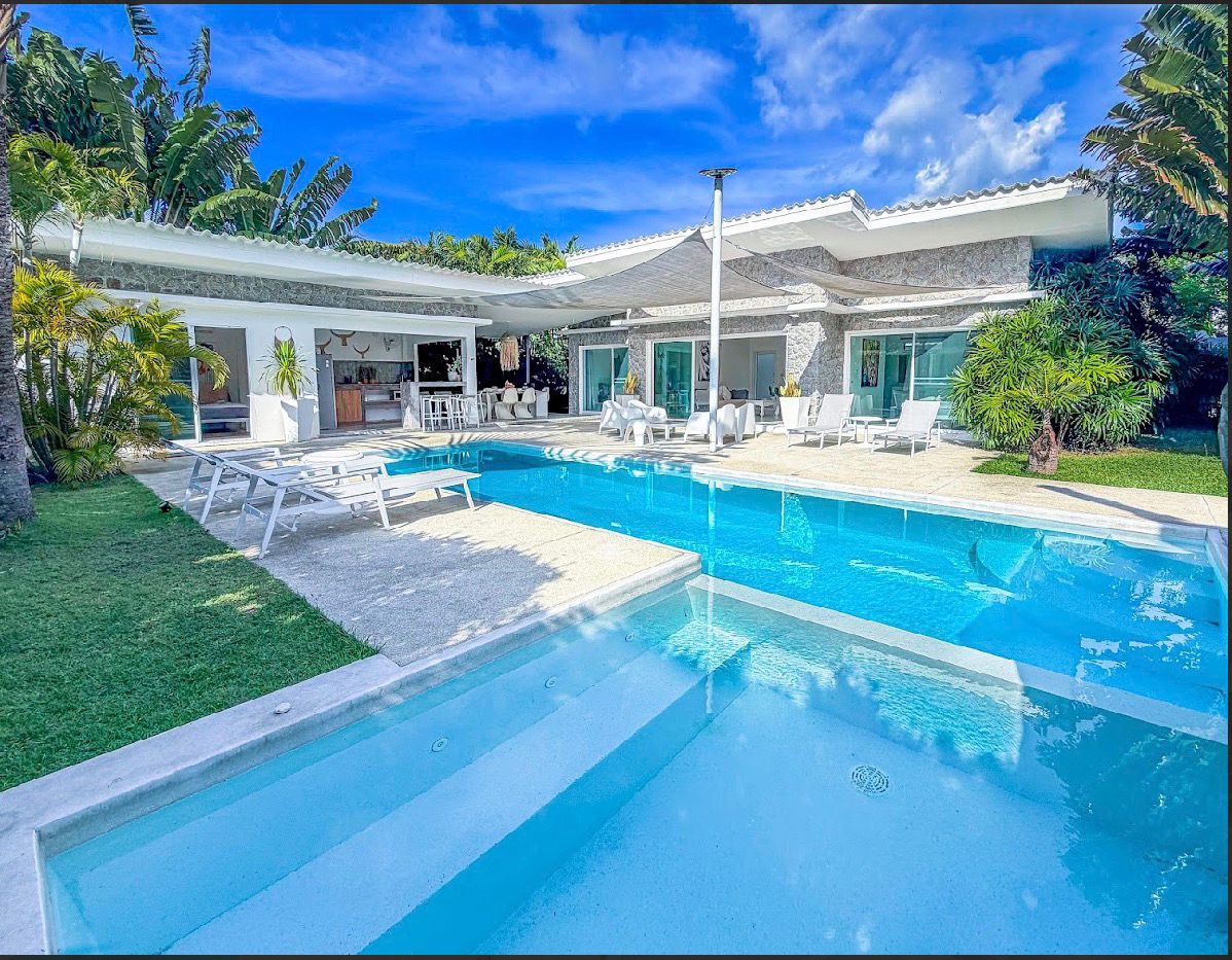 WhatsApp Image 2026-04-23 at 09.03.46 Beautiful Private Pool Villa for Sale in Maenam, Koh Samui
