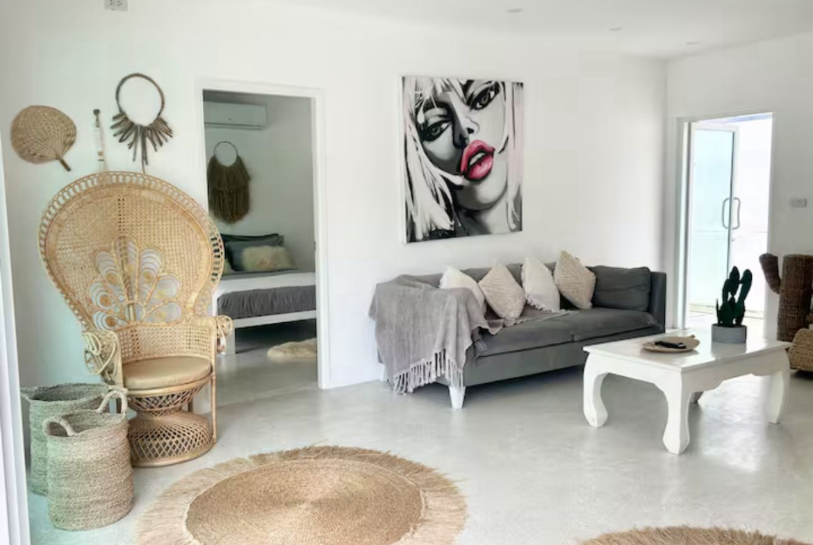 Beautiful Private Pool Villa for Sale in Maenam, Koh Samui
