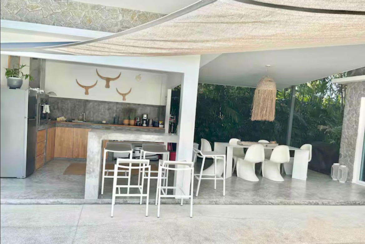 Beautiful Private Pool Villa for Sale in Maenam, Koh Samui