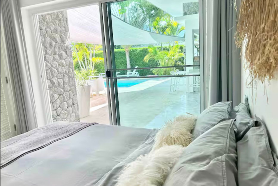 Beautiful Private Pool Villa for Sale in Maenam, Koh Samui