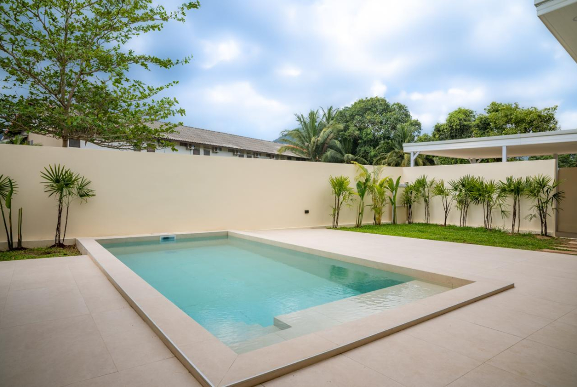 3-Bedroom Private Pool Villa for Sale in Maenam, Koh Samui