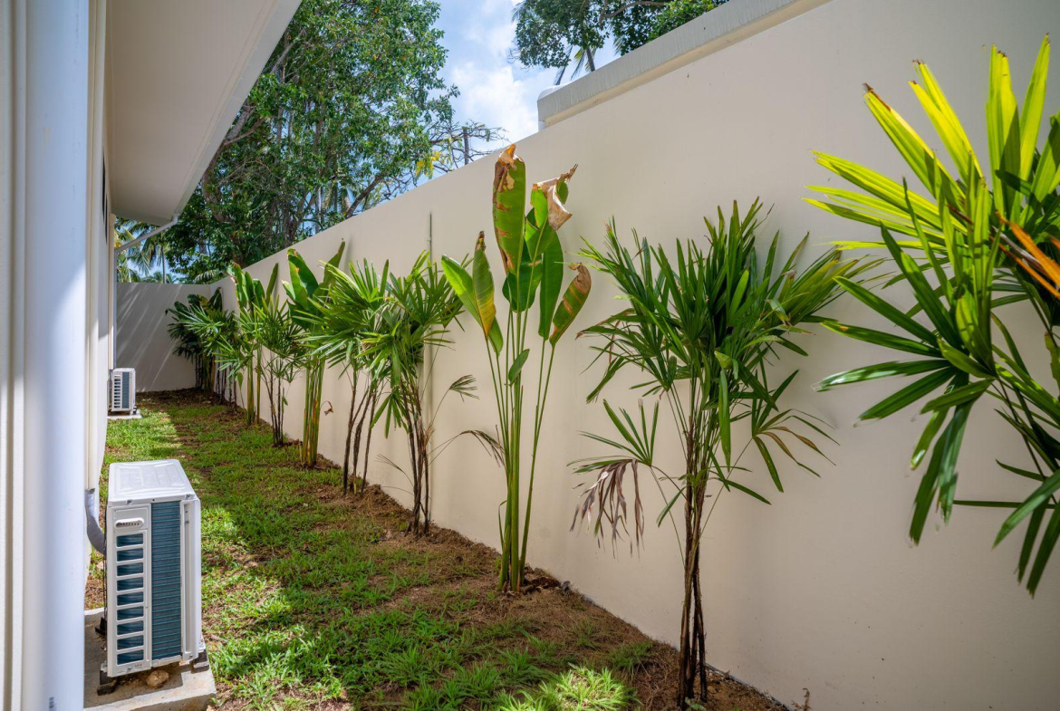 3-Bedroom Private Pool Villa for Sale in Maenam, Koh Samui