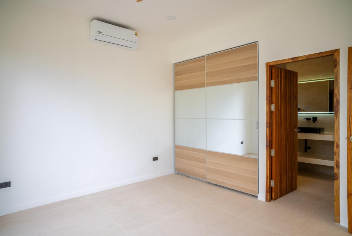 3-Bedroom Private Pool Villa for Sale in Maenam, Koh Samui