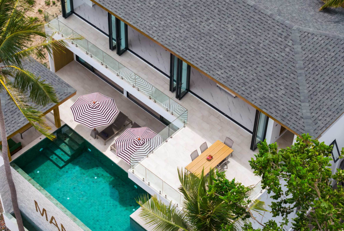 Freehold Luxury Pool Villas with Stunning Sea & Garden Views