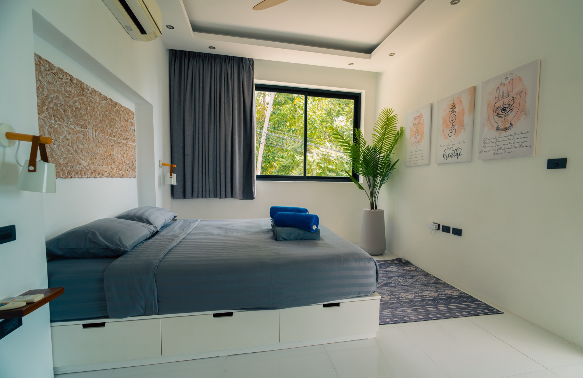image009 4-Bedroom Sea View Villa for Sale in Chaweng Hill, Koh Samui