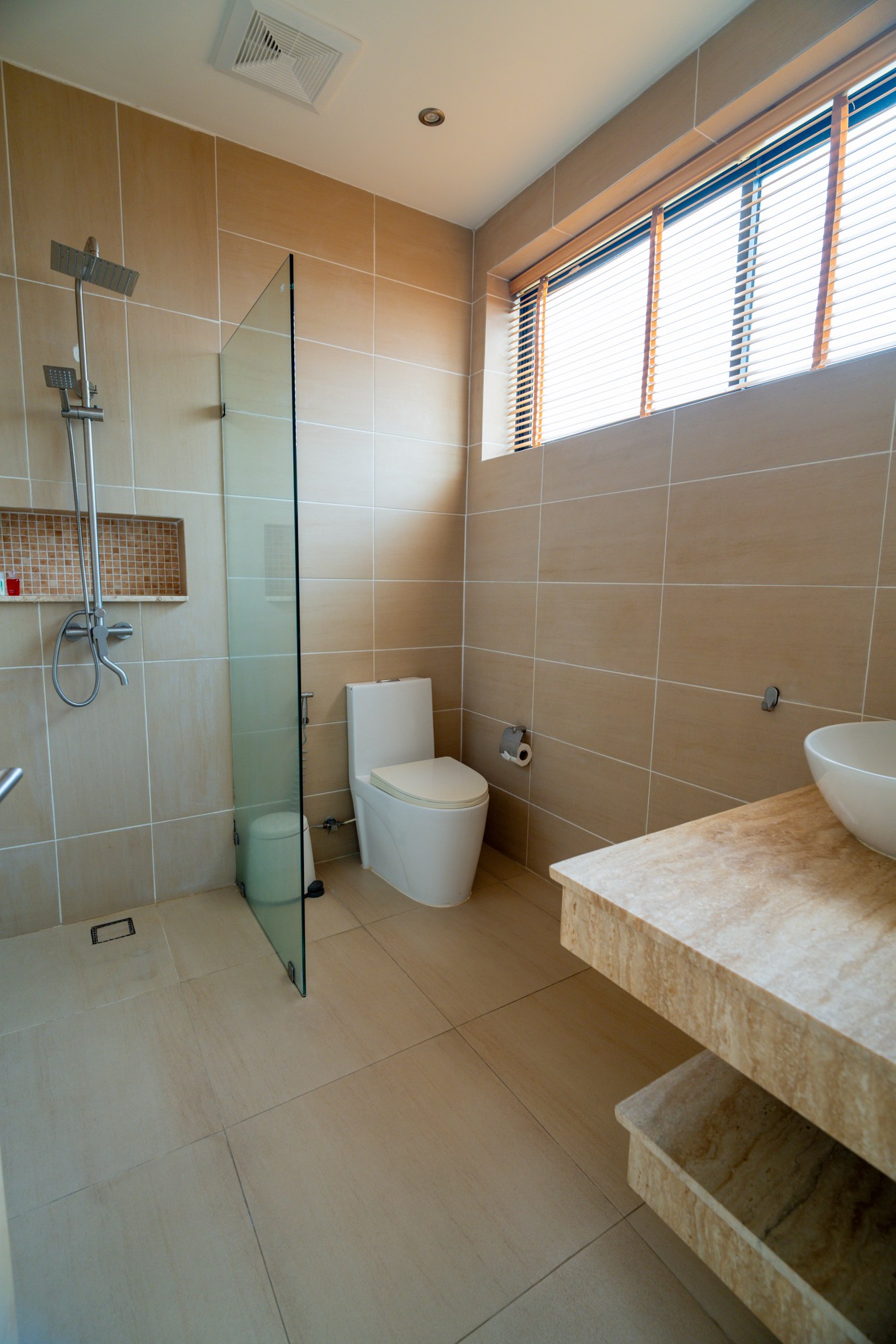 image011 4-Bedroom Sea View Villa for Sale in Chaweng Hill, Koh Samui