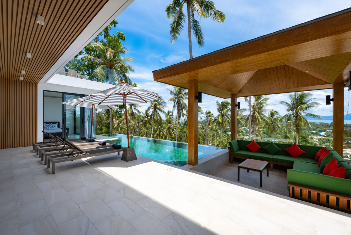 Freehold Luxury Pool Villas with Stunning Sea & Garden Views