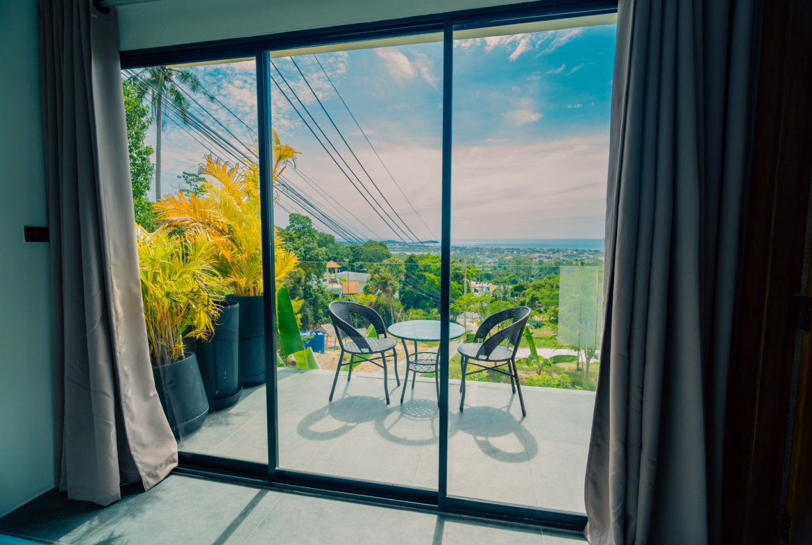 4-Bedroom Sea View Villa for Sale in Chaweng Hill, Koh Samui