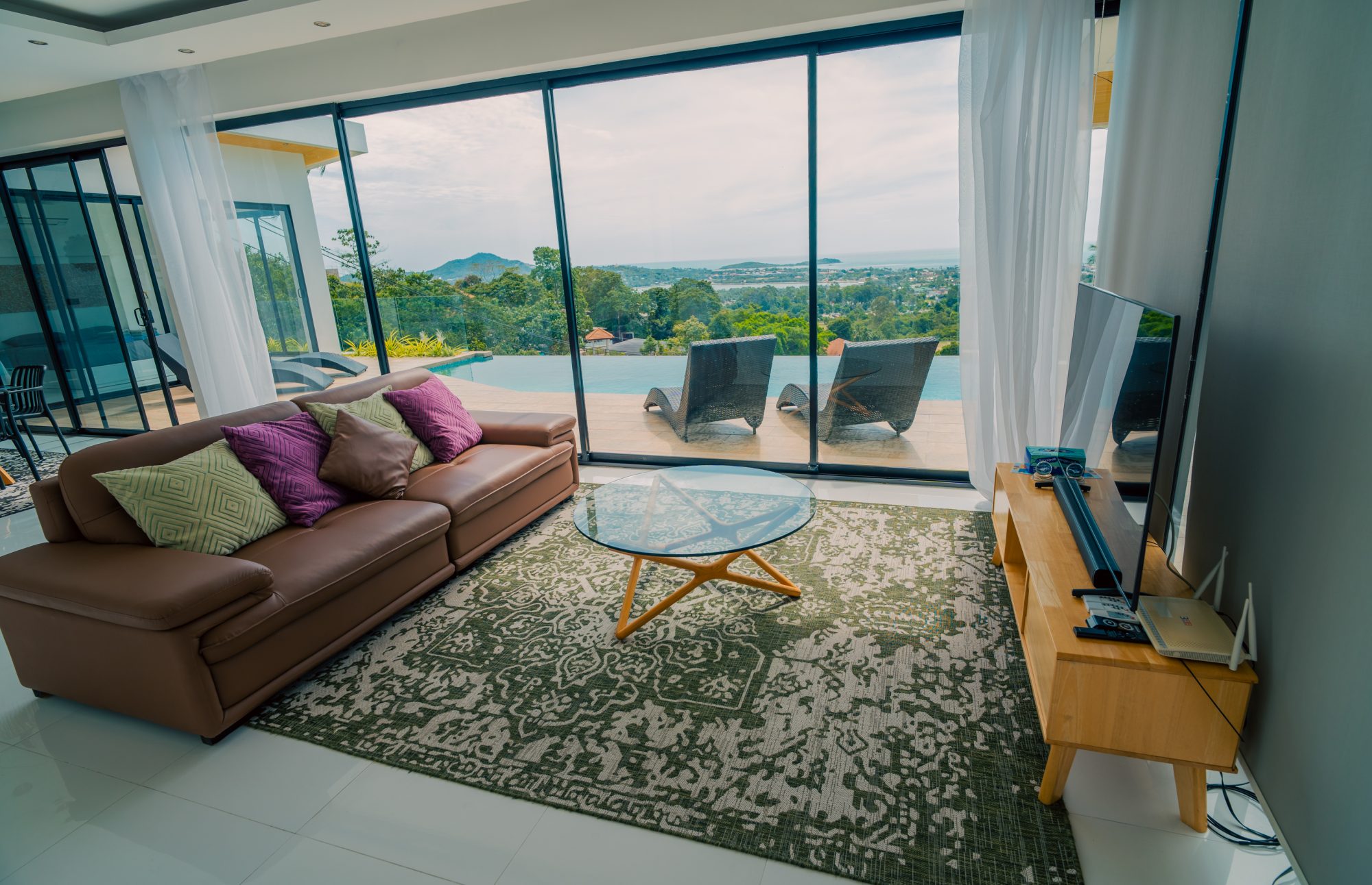 image026 4-Bedroom Sea View Villa for Sale in Chaweng Hill, Koh Samui