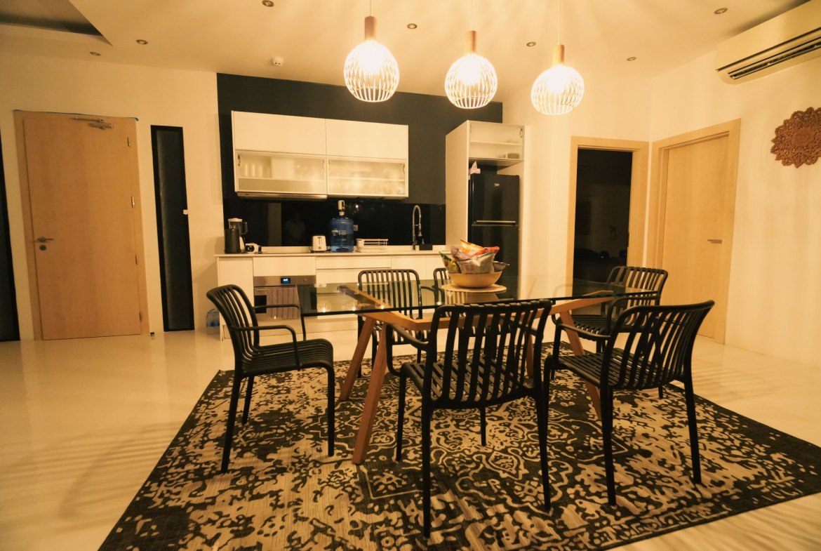 4-Bedroom Sea View Villa for Sale in Chaweng Hill, Koh Samui