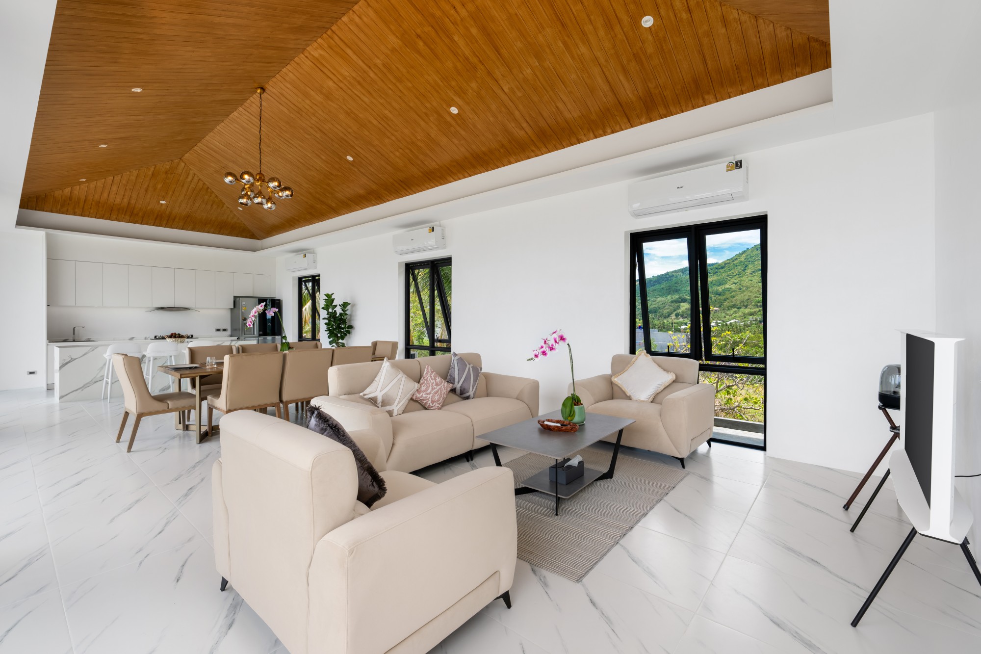 image043 Freehold Luxury Pool Villas with Stunning Sea & Garden Views