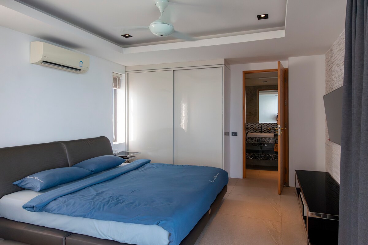 Renovated 5-Bedroom Sea-View Pool Villa for Sale or Rent in Chaweng Noi, Koh Samui