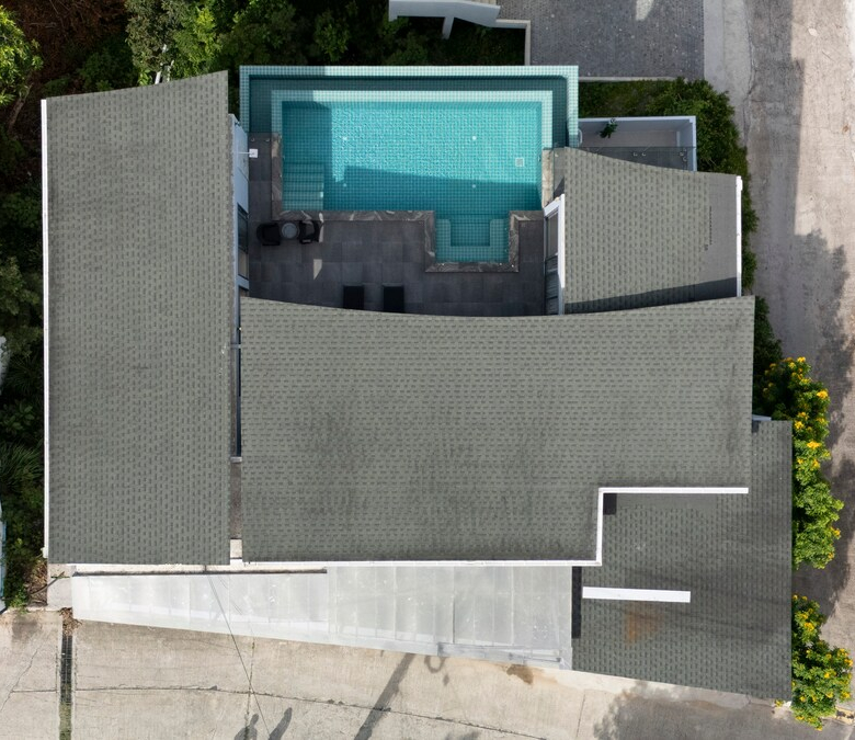 780