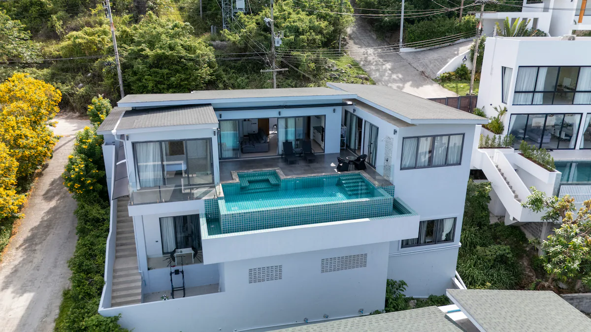 Renovated 5-Bedroom Sea-View Pool Villa for Sale or Rent in Chaweng Noi, Koh Samui