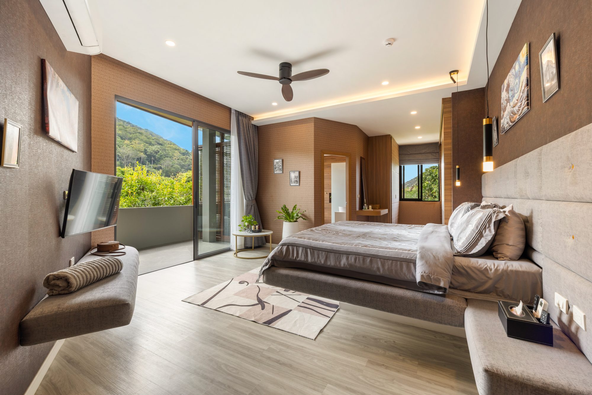 image004 Luxury 4-Bedroom Pool Villa for Sale in Koh Samui