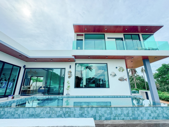 Luxury 4-Bedroom Sea View Pool Villa in Bang Por, Koh Samui