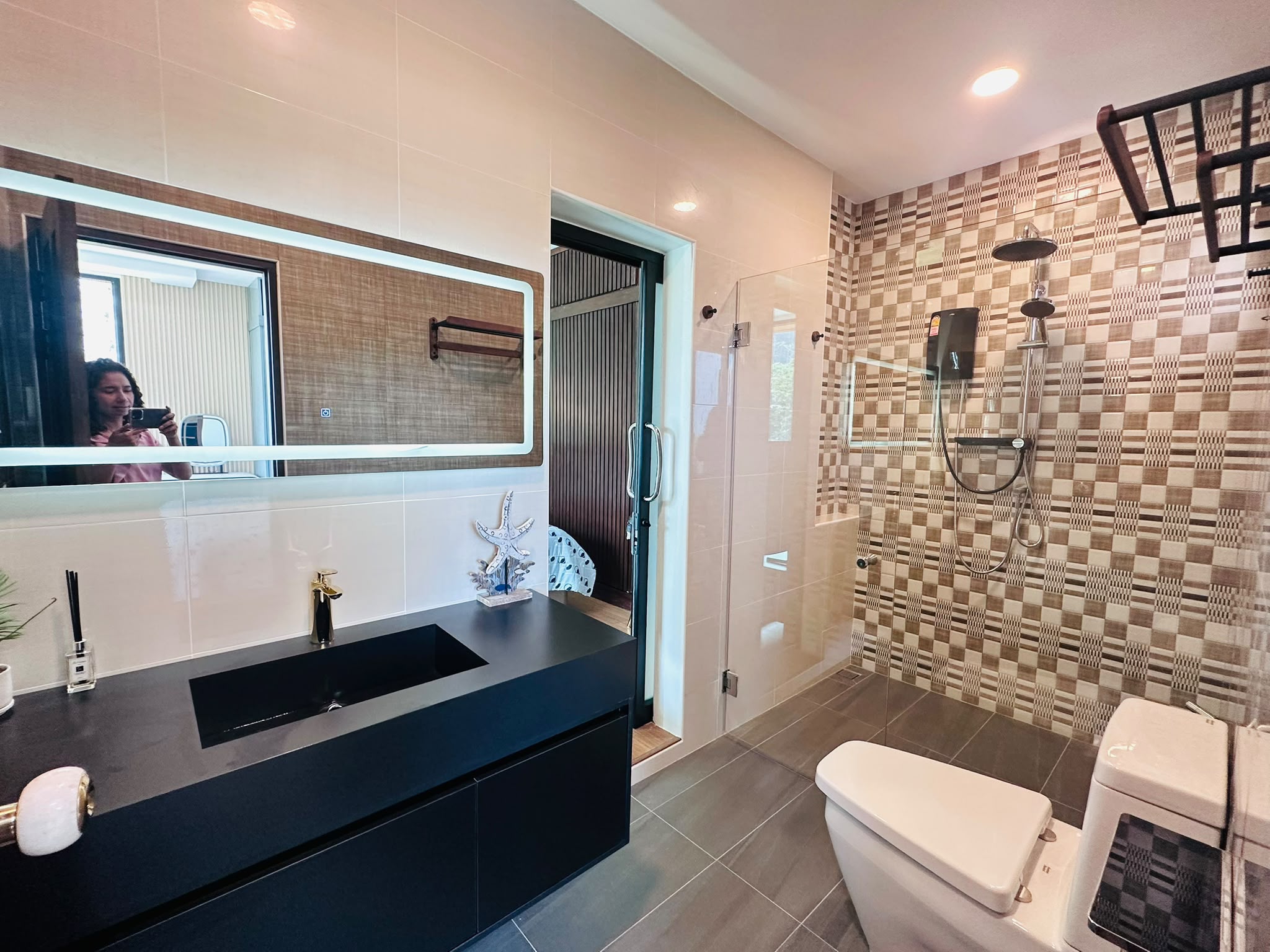 WhatsApp Image 2026-10-02 at 10.30.11 (1) Luxury 4-Bedroom Sea View Pool Villa in Bang Por, Koh Samui